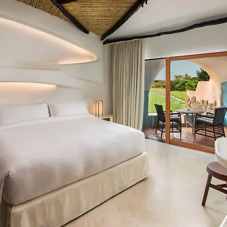 호텔 Cala Di Volpe, A Luxury Collection Hotel, Costa Smeralda 5*
