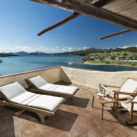 Отель Cala Di Volpe, A Luxury Collection Hotel, Costa Smeralda